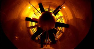 GEPA-0407074447 - BEDFORD,ENGLAND,04.JUL.07 - FORMULA 1, MOTORSPORT - Christian Horner presents the Red Bull wind tunnel. Image shows the wind tunnel. Photo: GEPA pictures/ Mathias Kniepeiss
